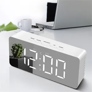LED �̷� Ź��ð� (140*35*60mm)