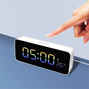 ºí·¢ÆäÀ̽º º£ÀÌÁ÷ LED Ź»ó½Ã°è(GH2121)