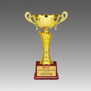 ¿ì½Â ÄÅ Æ®·ÎÇÇ(º£¸£´ÙÄÅ)_G6011-C