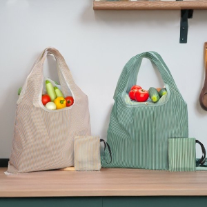 ÀÏüÇü ½ºÆ®¶óÀÌÇÁ Æ÷ÄÏ Àå¹Ù±¸´Ï