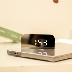 º£¸¯½º ¹Ì·¯ Ź»ó½Ã°è DK-40