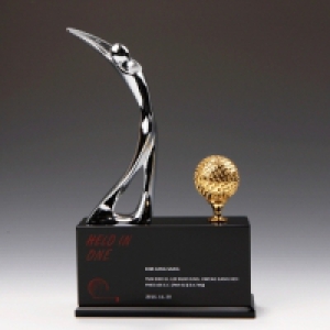 Çϴúû 3097 °ñÇÁ ȦÀοø Æ®·ÎÇÇ ÀÌ±Û ½Ì±Û ´ëȸ¿ì½Â »óÆÐÁ¦ÀÛ