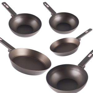 ���� ����ƽ���� �δ��� ��� �Ķ����� 20cm