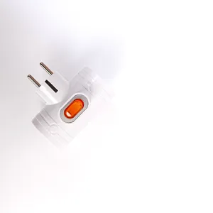 ���� ���� ����ġ T�� 3�� ��Ƽ��